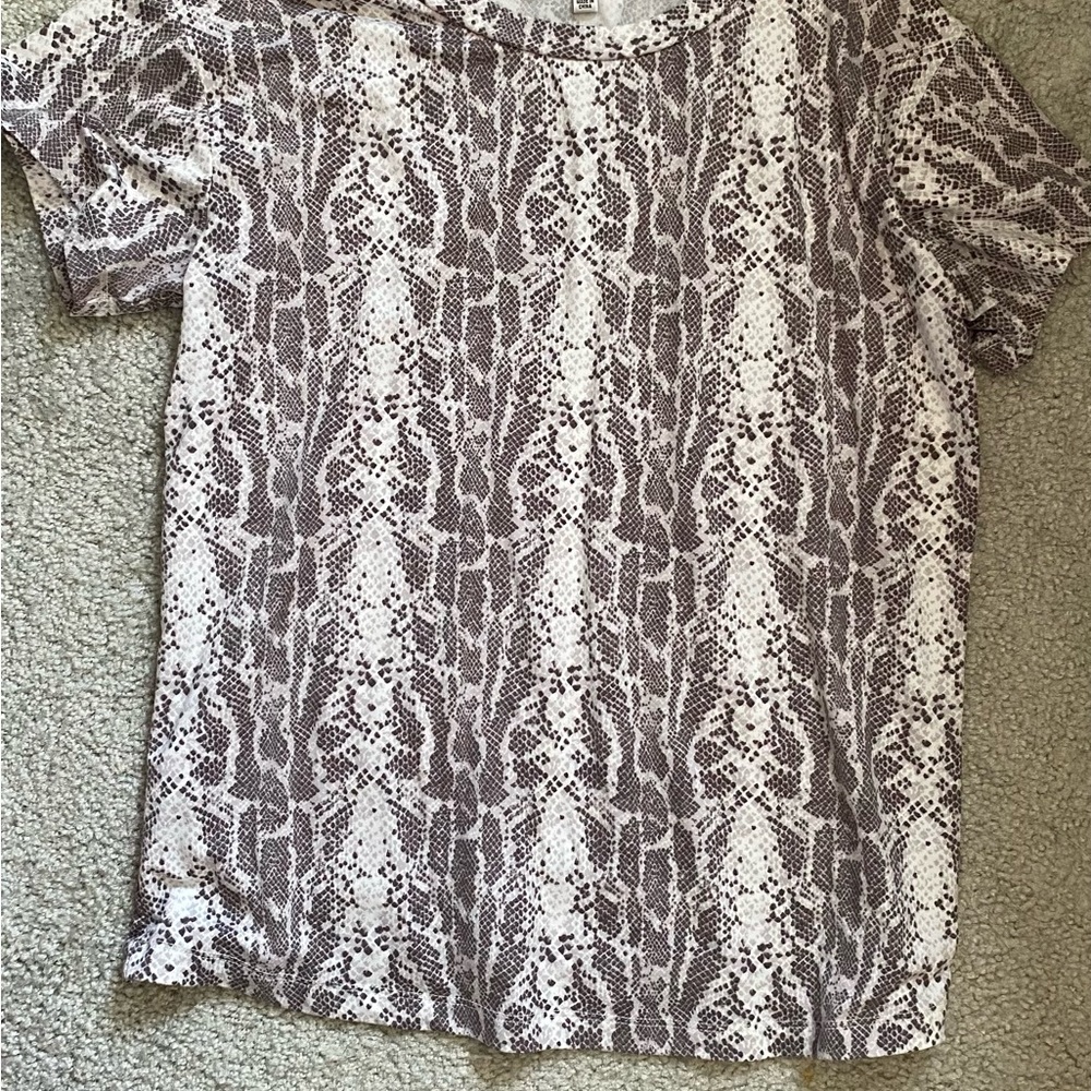 Socialite tee - Picture 6 of 6